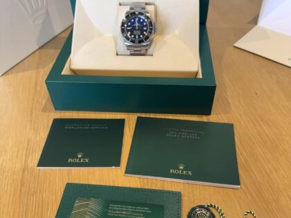 Rolex Deep Sea James Cameron 136660 44 mm Cadran noir/bleu Acier 2023 Boîte et papiers