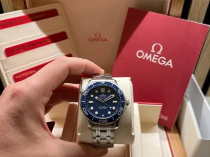 OMEGA Seamaster Diver 300M 42mm Cadran bleu 300m Réf. 210.30.42.20.03.001