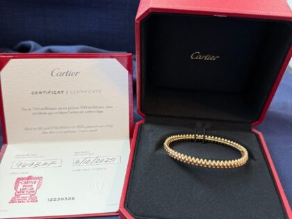 Bracelet jonc Cartier Clash de Cartier, petit modèle, en or rose 18 carats, taille 17