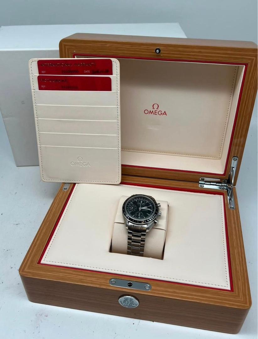 Montre Omega Speedmaster Day Date 40 mm Automatique Homme 32205000 Boîte