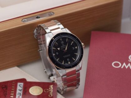 OMEGA Seamaster 300 S&G 23320412101001 Ensemble complet 12-2017