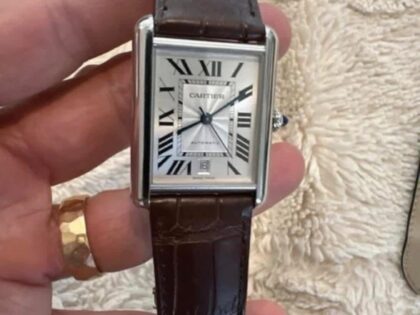 Montre-bracelet automatique Cartier Tank Must XL 2023 WSTA0040